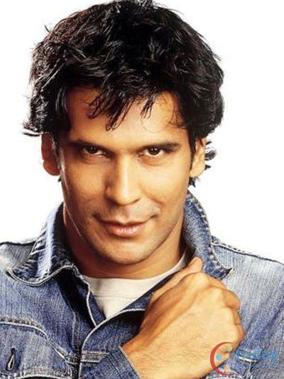 Milind Soman Photo