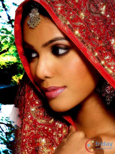 Natasha Suri Photo