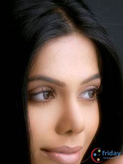 Natasha Suri Photo