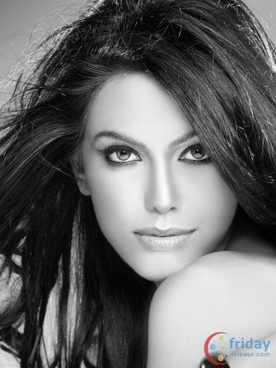 Natasha Suri Photo