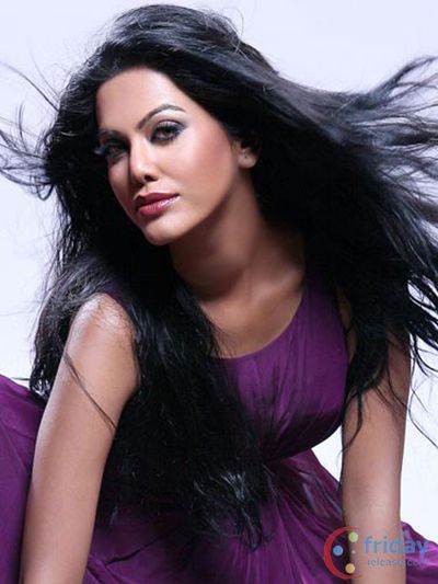 Natasha Suri Photo