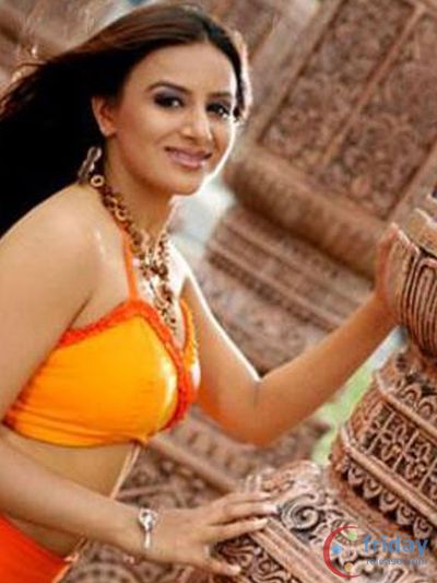 Pooja Gandhi Photo