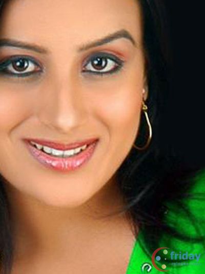 Pooja Gandhi Photo