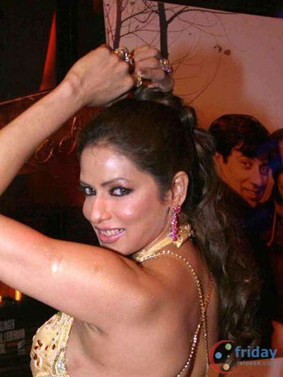 Poonam Jhawer Photo