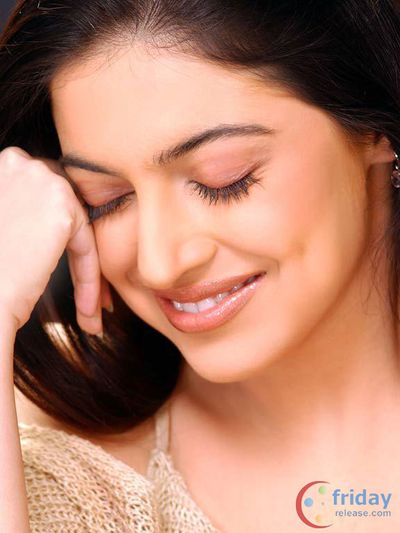 Divya Khosla Kumar Photo