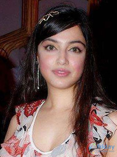 Divya Khosla Kumar Photo