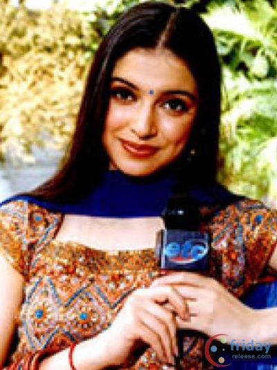 Divya Khosla Kumar Photo