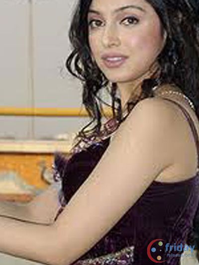 Divya Khosla Kumar Photo