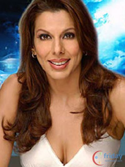 Pooja Bedi Photo