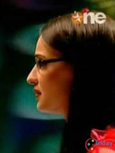 Sanaya Irani Photo