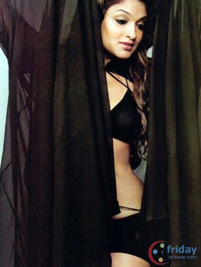 Sandhya Mridul Photo