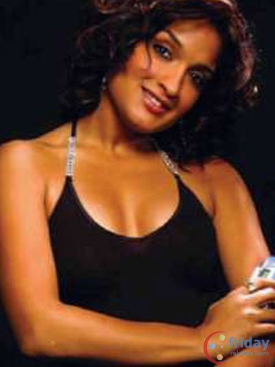 Sandhya Mridul Photo