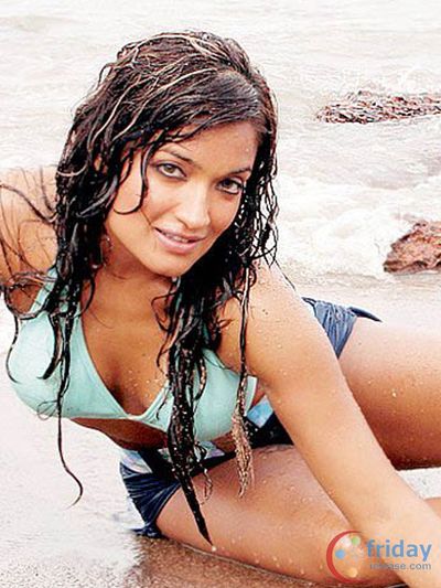 Sandhya Mridul Photo
