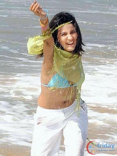 Shruti Seth Photo
