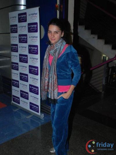 Shruti Seth Photo