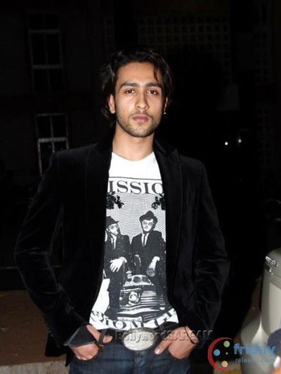 Adhyayan Suman Photo