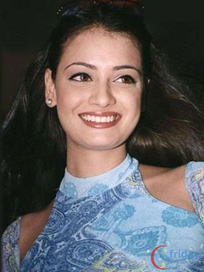 Dia Mirza Photo