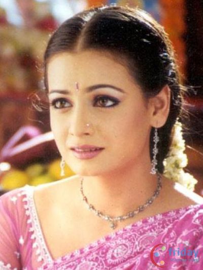 Dia Mirza Photo