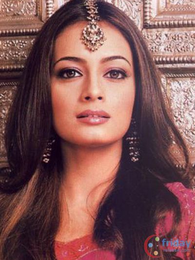 Dia Mirza Photo