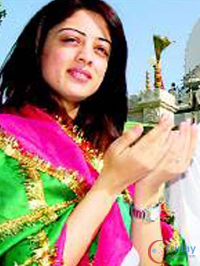 Sandeepa Dhar Photo