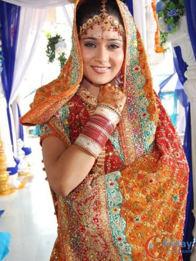 Sara Khan Photo