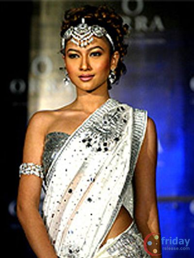 Gauhar Khan Photo
