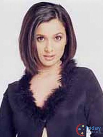 Simone Singh Photo