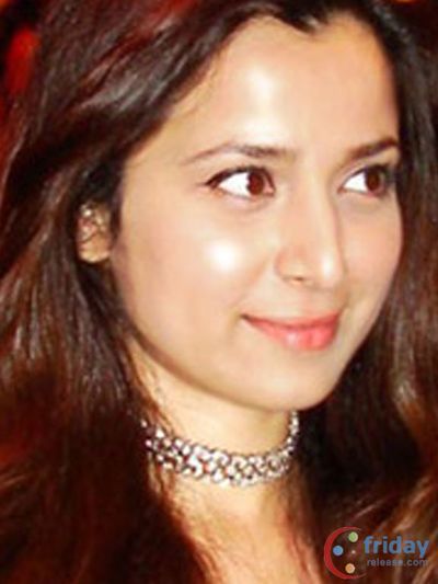 Simone Singh Photo