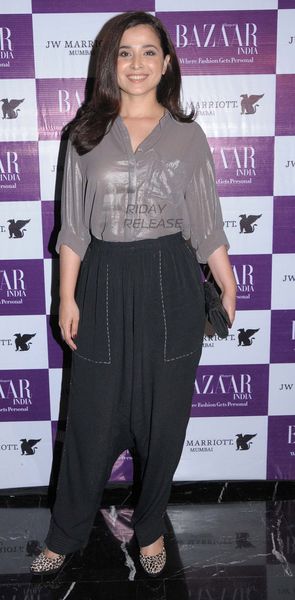 Simone Singh Photo