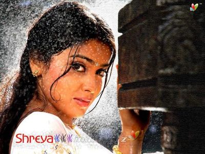 Shriya Saran Photo