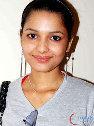 Chitrashi Rawat Photo