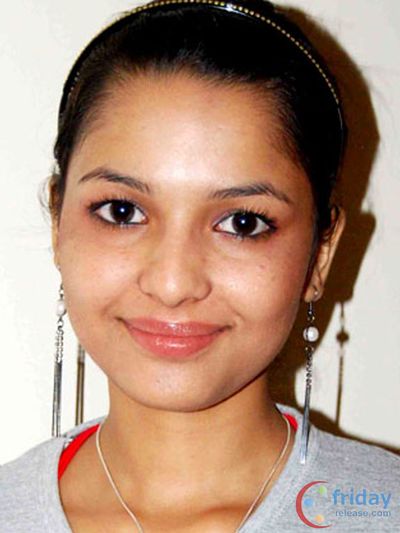 Chitrashi Rawat Photo