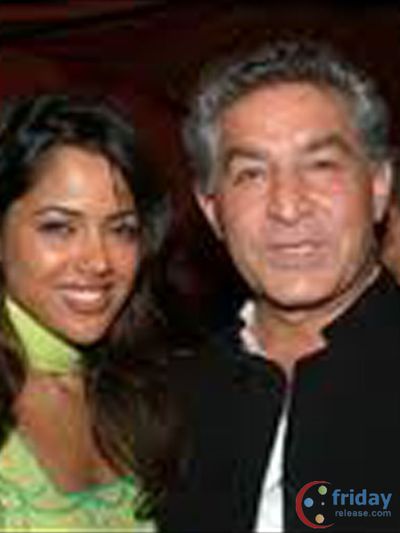 Dalip Tahil Photo