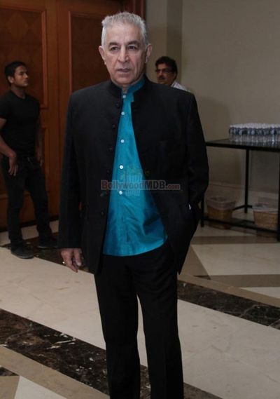 Dalip Tahil Photo