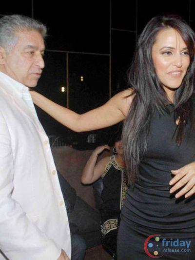 Dalip Tahil Photo