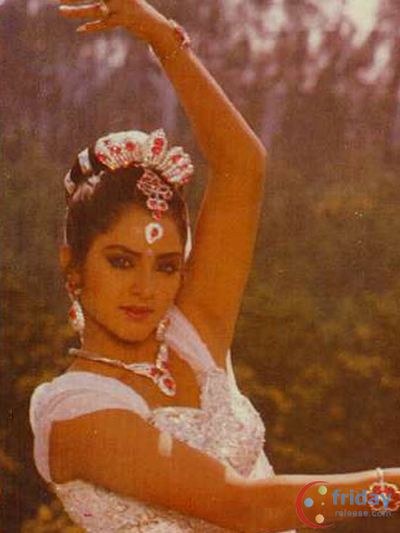 Divya Bharti Photo