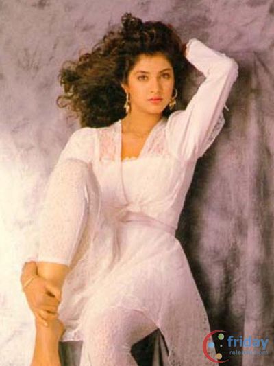 Divya Bharti Photo