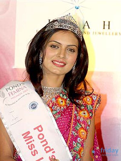 Niharika Singh Photo