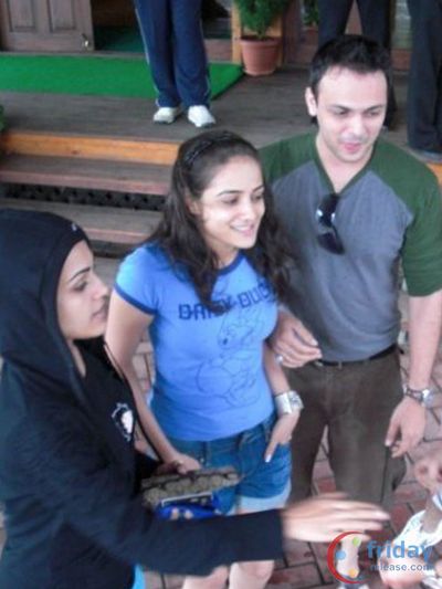 Neha Bamb Photo