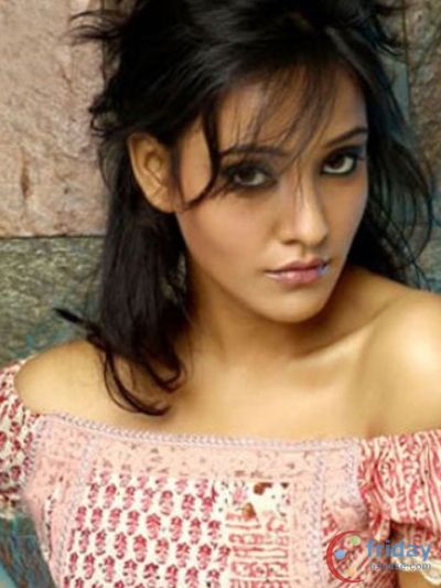 Neha Sharma Photo