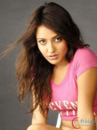 Neha Sharma Photo