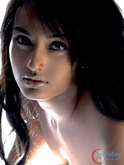 Reshmi Ghosh Photo