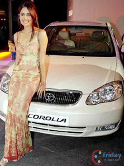 Shruti Sharma Photo