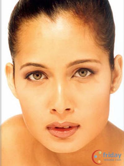 Shruti Sharma Photo