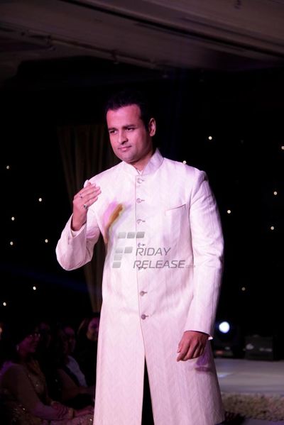 Rohit Roy Photo