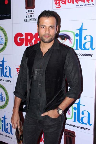 Rohit Roy Photo