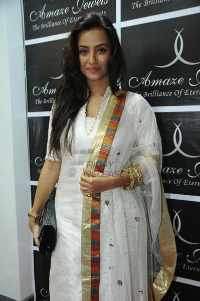 Tia Bajpai Photo