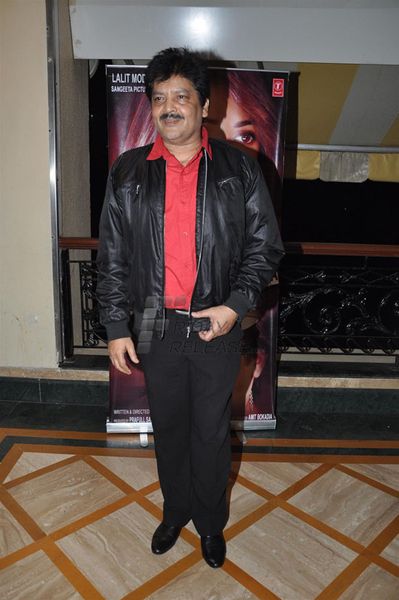 Udit Narayan Photo