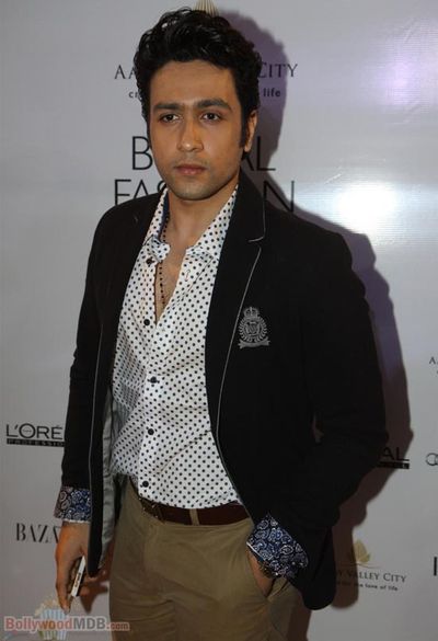 Adhyayan Suman Photo