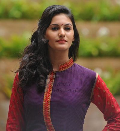 Amyra Dastur Photo